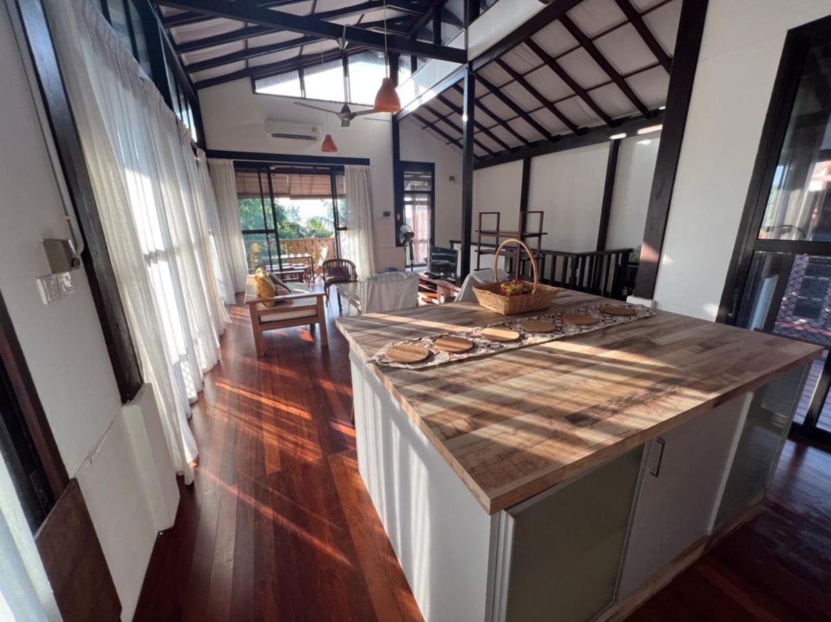 Gaze 2: Modern Tropical Seaview Villa Пантай-Ченанг Екстер'єр фото